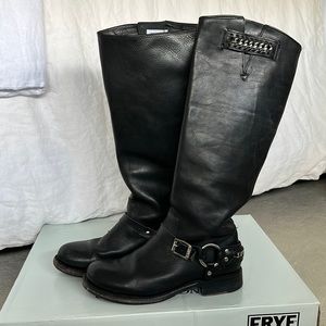 FRYE Jenna Chain Harness biker boot 8.5